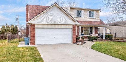 36854 PEPPER, Sterling Heights