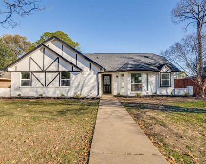 1513 Chisolm  Trail, Lewisville