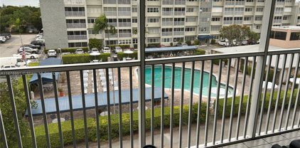 329 Se 3rd St Unit #405T, Hallandale Beach