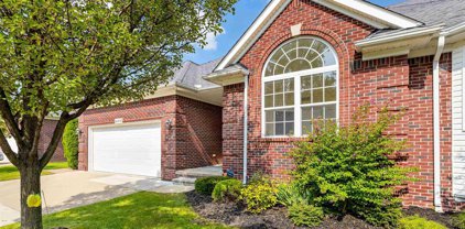44305 Saturn, Sterling Heights
