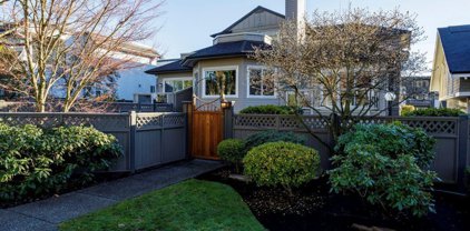 231 E 17th Street Unit A, North Vancouver