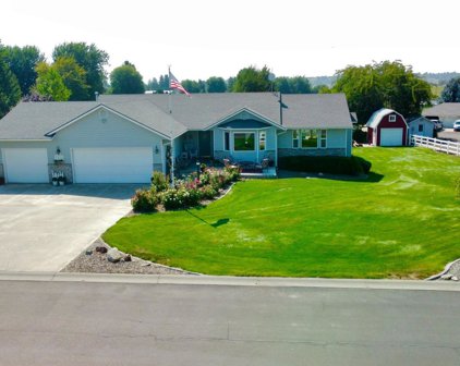 100 Flagstone Ln., Sunnyside
