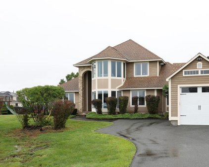 27 Beachview, Saugus