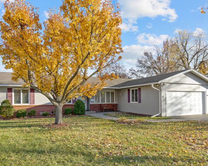 1015 Lonsdale Road, Elk Grove Village