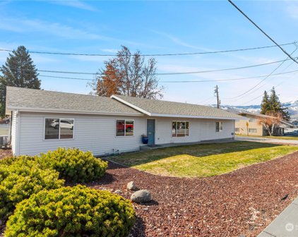 889 N Devon Avenue, East Wenatchee
