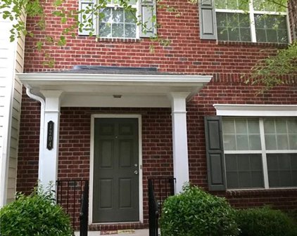 1204 Charleston Court, Woodstock