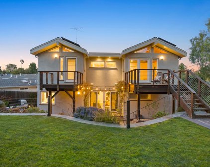 198 Cedar ST, San Carlos