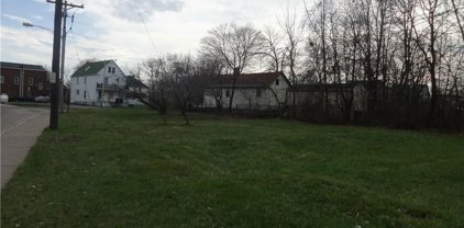 2816 Highland  Avenue, Niagara Falls-City-291100