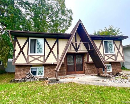 2976 LANSDOWNE, Waterford Twp