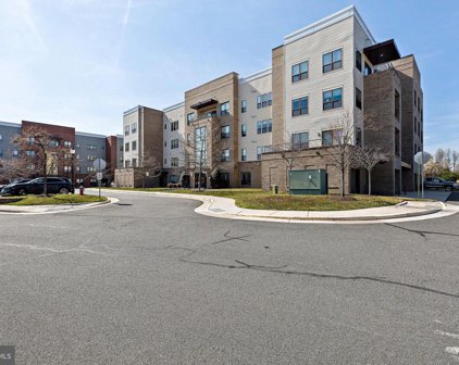 8960 Fascination Ct Unit #213, Lorton