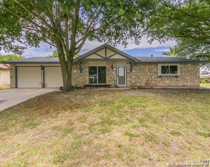 7521 Leading Oaks St, Live Oak