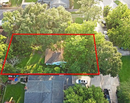 3809 Sunset Boulevard, West University Place