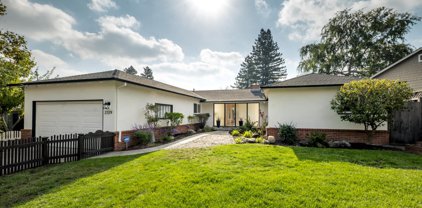2139 Elizabeth ST, San Carlos