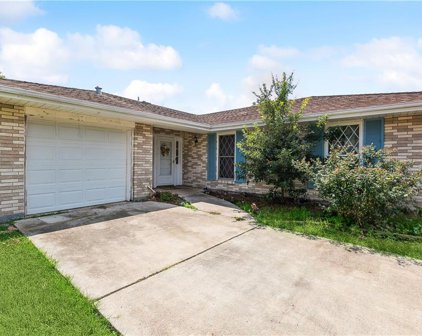 737 Deerfield  Road, Gretna