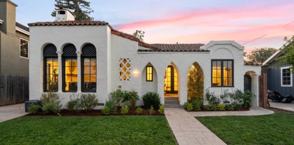 17 Stanley RD, Burlingame