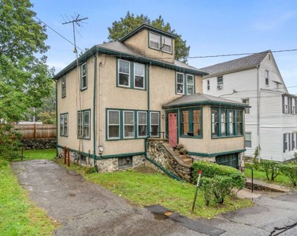 11 Sylvia Street, Lexington