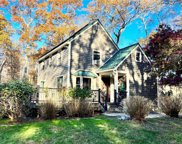 579 East Road, Tiverton image