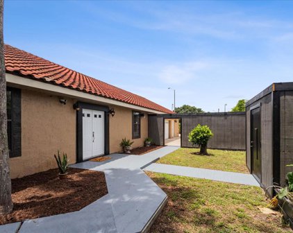 1110 North Avenue, Maitland
