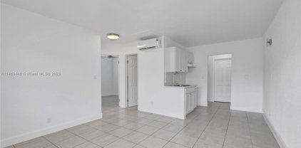 210 Nw 9th Ave, Dania Beach