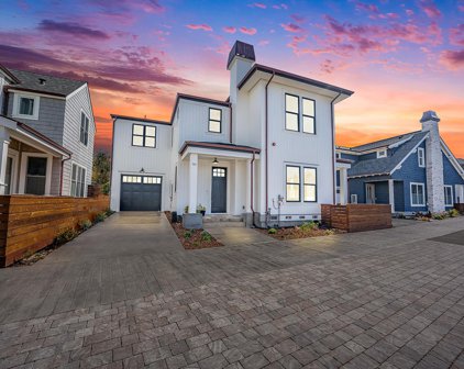 90 Bay Crest RD, Santa Cruz