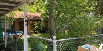 207 E Mitchell Road, Houston