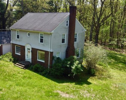 160 Forge  Road, North Kingstown