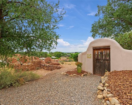 6 Los Anayas Lane, Galisteo