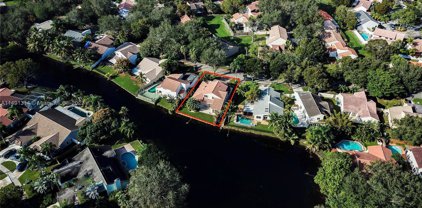 2805 Garden Dr, Cooper City
