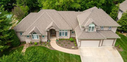 6512 N National Drive, Parkville