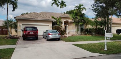 16247 S Mariposa Cir S, Pembroke Pines