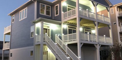 1911 N New River Drive, Surf City