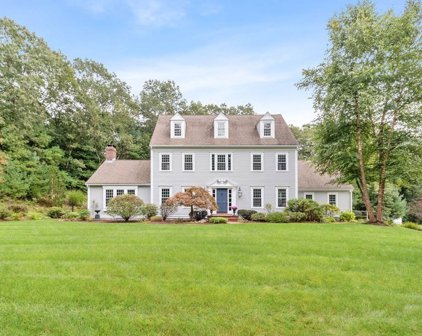 63 S Mill St, Hopkinton