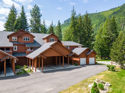 20701 Club House Dr Unit #206, Leavenworth