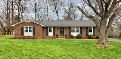 402 Lynwood Dr, Franklin