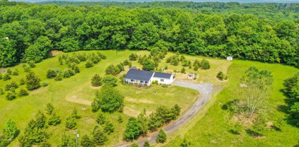 9047 River Rd, Hedgesville