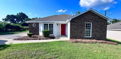 6085 Hunter Ridge Circle, Columbus