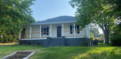 201 Randolph  Street, Morganton