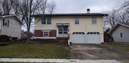 1380 N Oakmont Road, Hoffman Estates