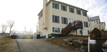 4 Grand View Ave, Revere