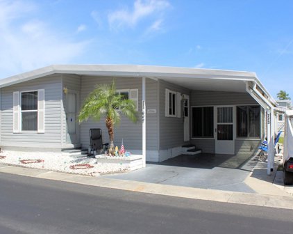 773 Royal Palm Circle, Largo