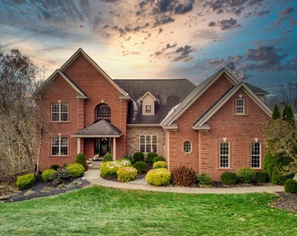 2706 Spring Pond Ct, La Grange