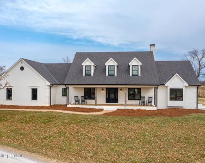 264 Christianburg Rd, Shelbyville