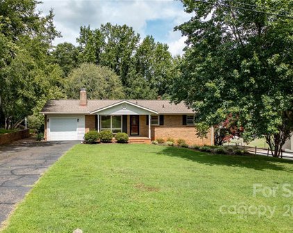 107 Vina  Place, Mount Holly