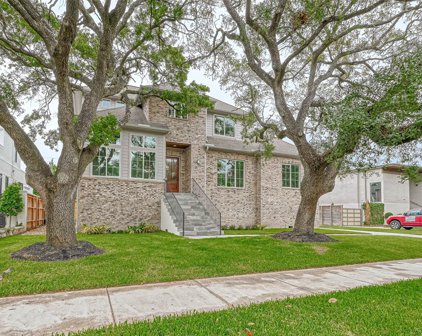 5114 Braesheather Drive, Houston
