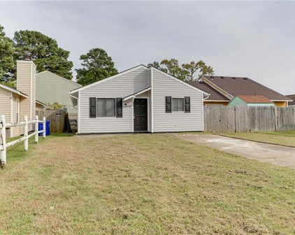 3863 Peachtree Lane E, Northwest Portsmouth