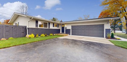 1003 N Wheeling Road, Mount Prospect