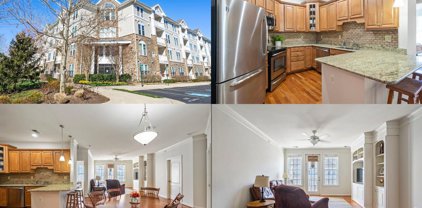 24701 Byrne Meadow Sq Unit #400, Aldie
