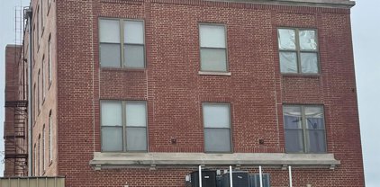 815 Loomis St, Winfield