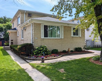 9105 Sahler Avenue, Brookfield