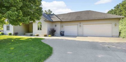 2511  Sunnycliff  Estate, Burlington